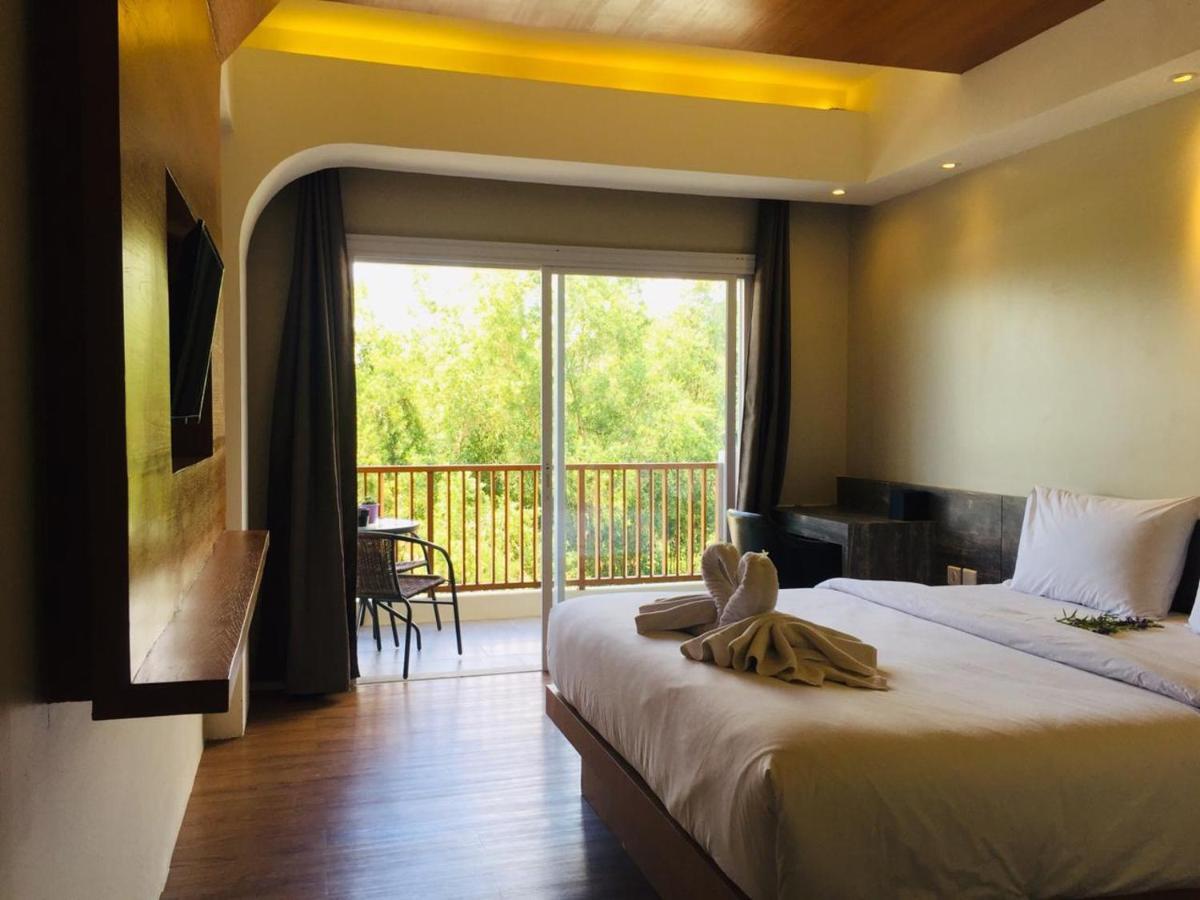 Quins Style Resort Belitung Tanjungbinga エクステリア 写真