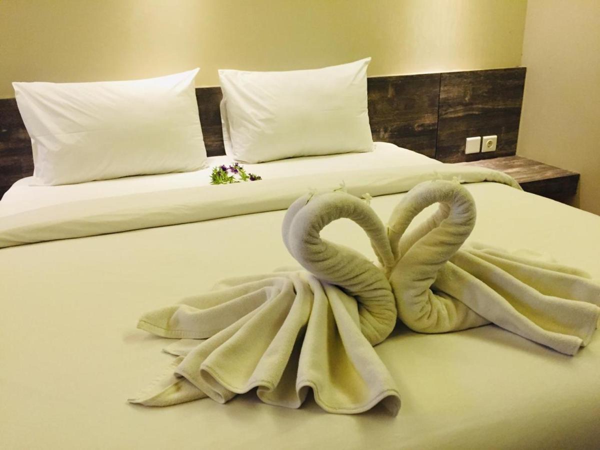 Quins Style Resort Belitung Tanjungbinga エクステリア 写真